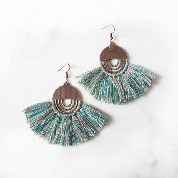 Boho Fringe Earrings - Picture 3 of 4